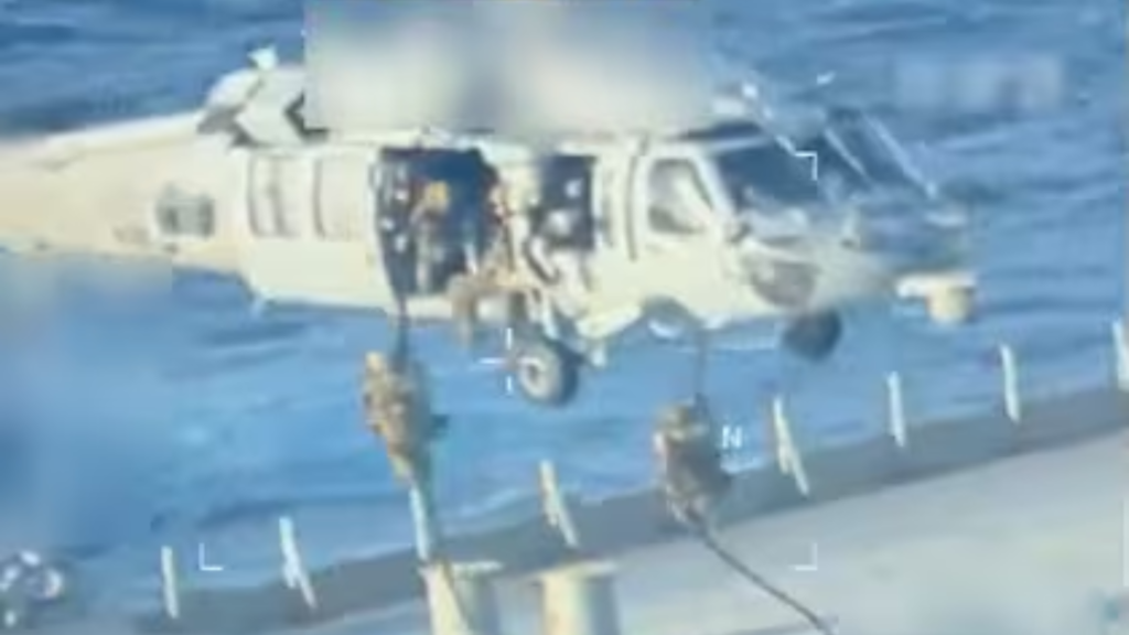 EEUU asaltó un barco petrolero de Venezuela violando el derecho internacional